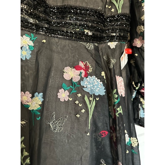 Mac Duggal Embroidered Bishop‎ Sleeve  V-Neck Flowy Gown - Picture 6 of 12